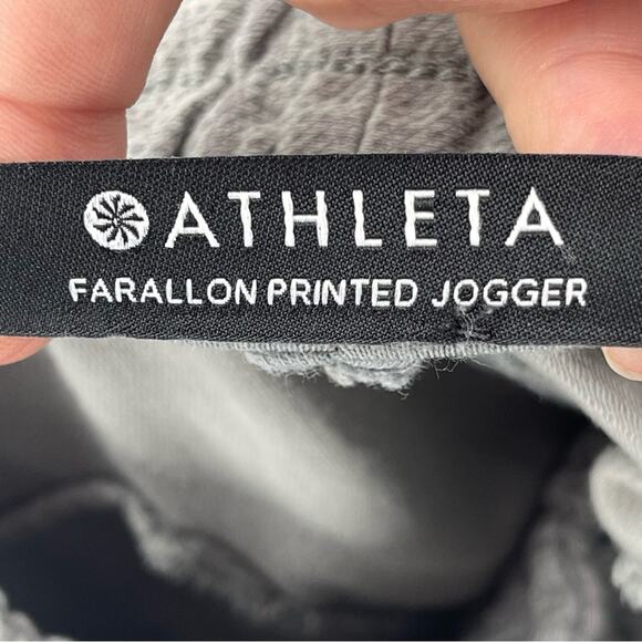 Athleta Farallon Printed Thick Jogger Spliced Majic Metropolis Grey  Size 20 - Picture 12 of 15